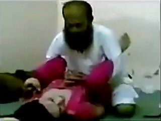 pakistani molvi making out anti